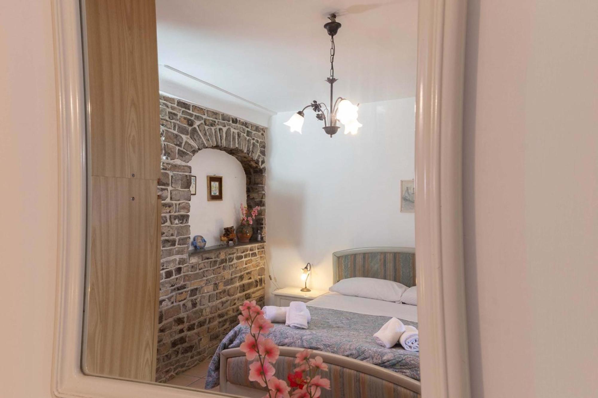 - Casa Alina